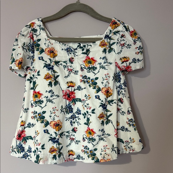Janie and Jack Other - Janie and Jack - 5T floral top, like new!